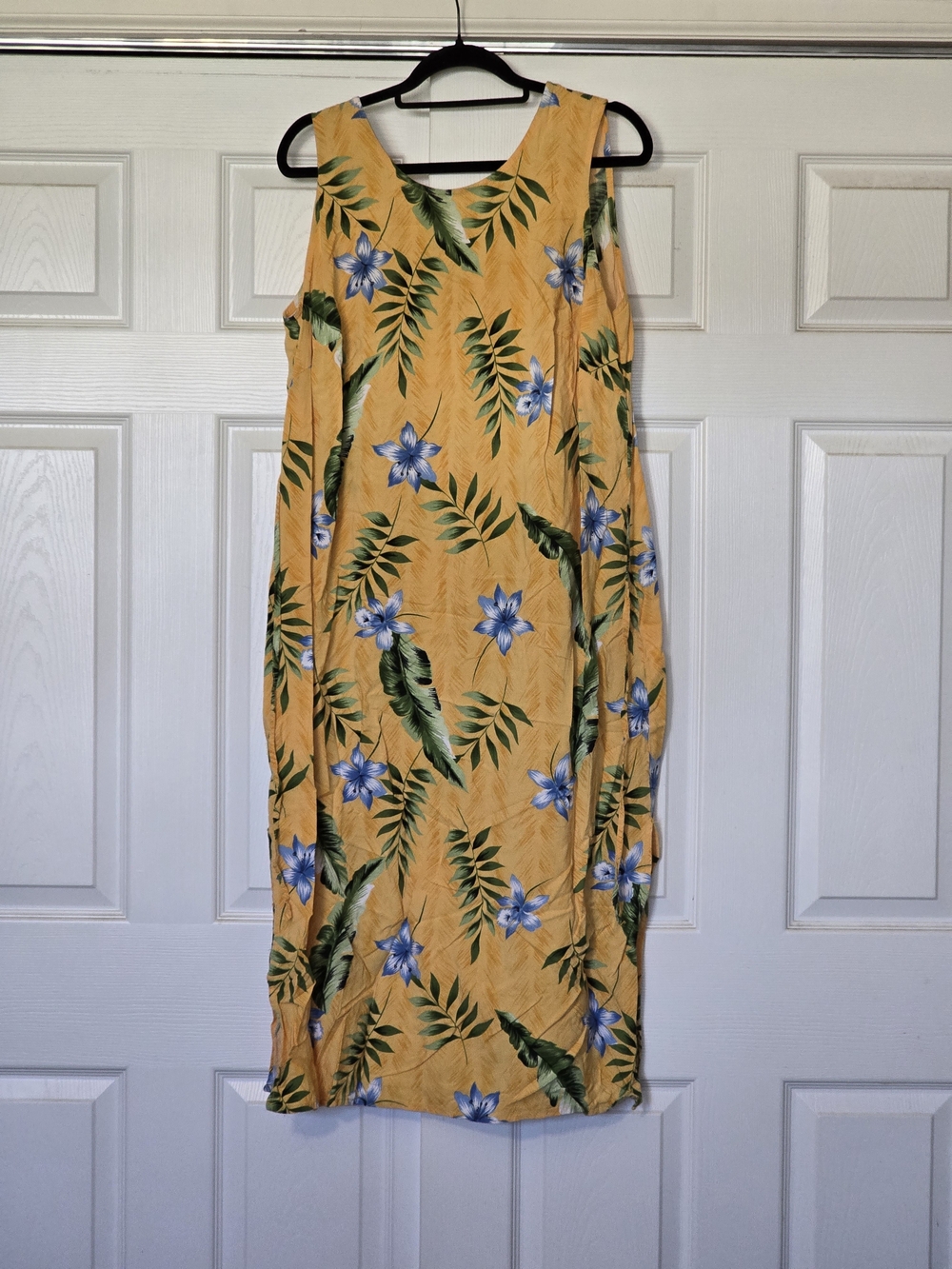 Sunlit Floral Maxi Dress in Yellow